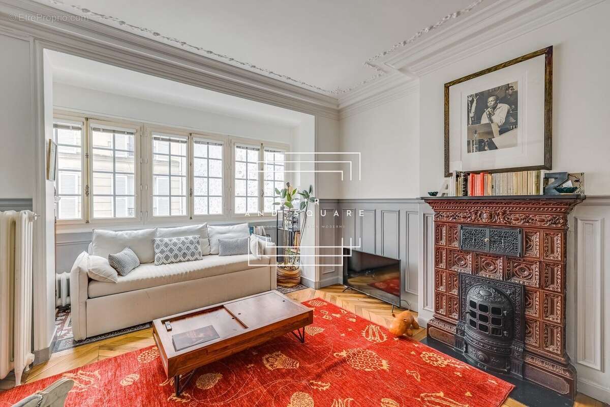 Appartement à NEUILLY-SUR-SEINE