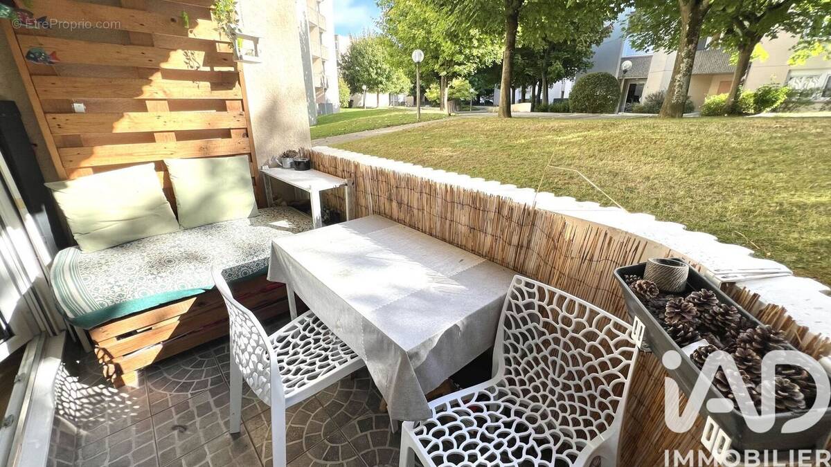 Photo 1 - Appartement à MONTIGNY-LE-BRETONNEUX