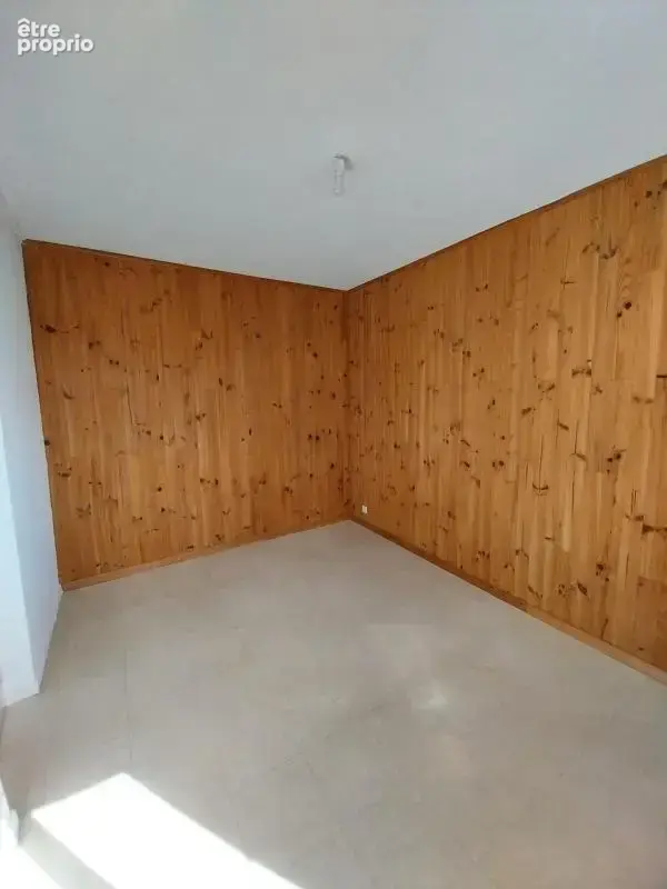 Appartement T4 A NANTES proche ZOLA- 3ème étage - photo 12