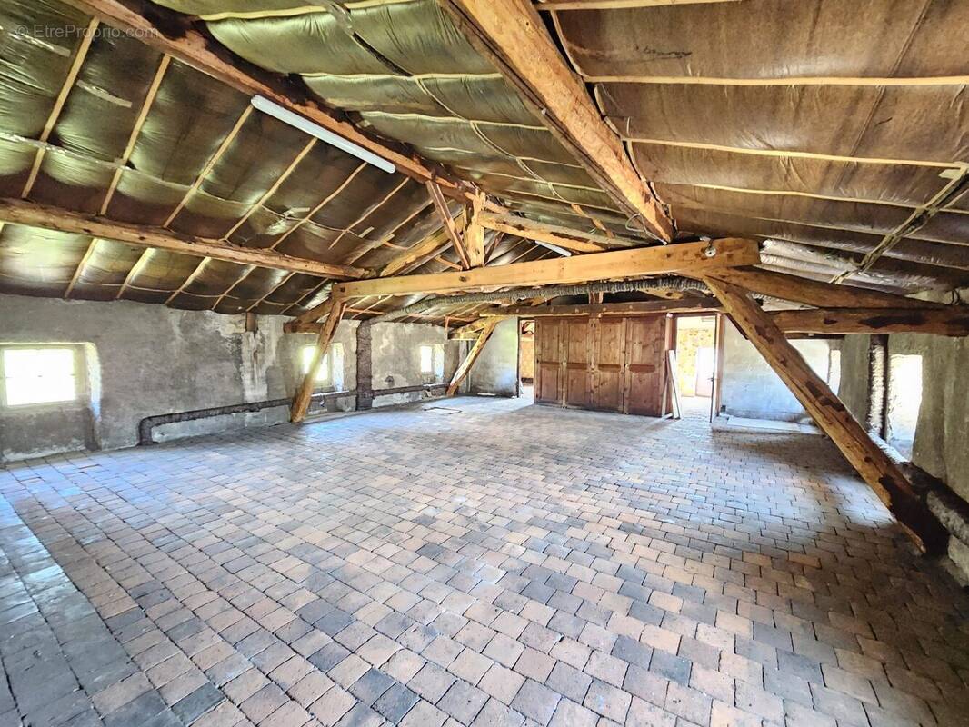 Appartement à SAINT-CHAMOND