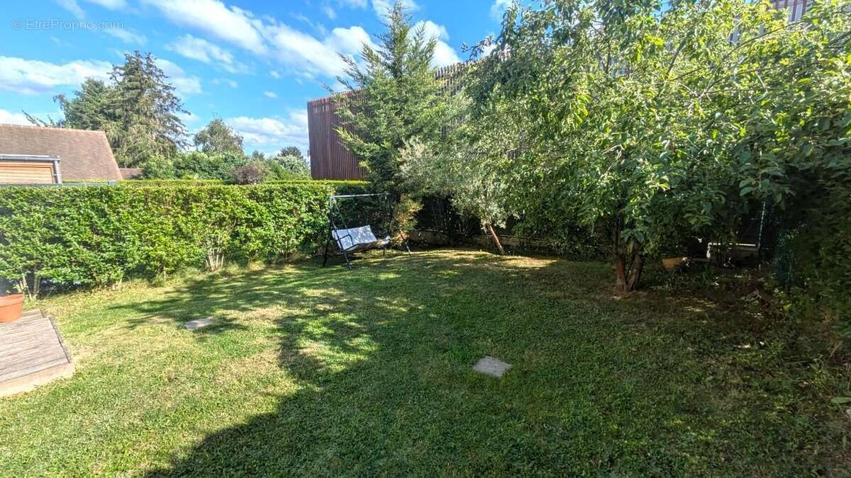 Appartement à SAINT-NOM-LA-BRETECHE