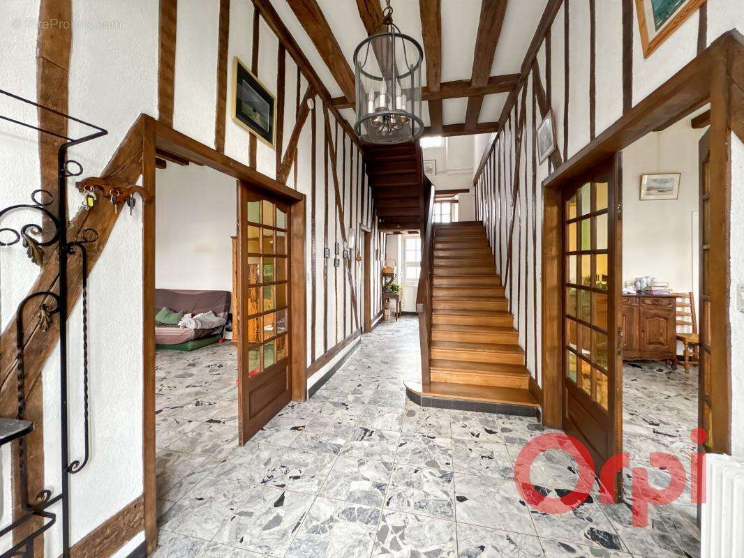 Maison à SAINT-AMAND-MONTROND