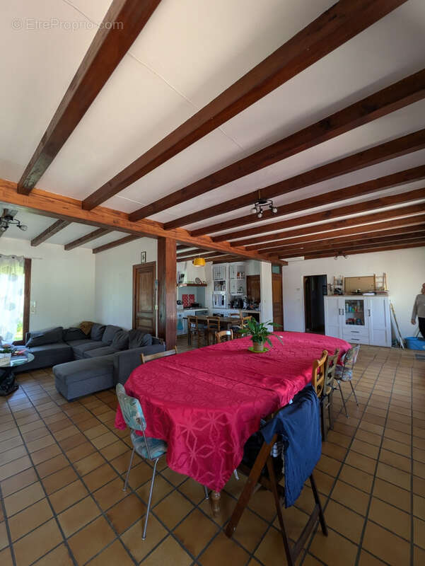 Maison à SAINTES