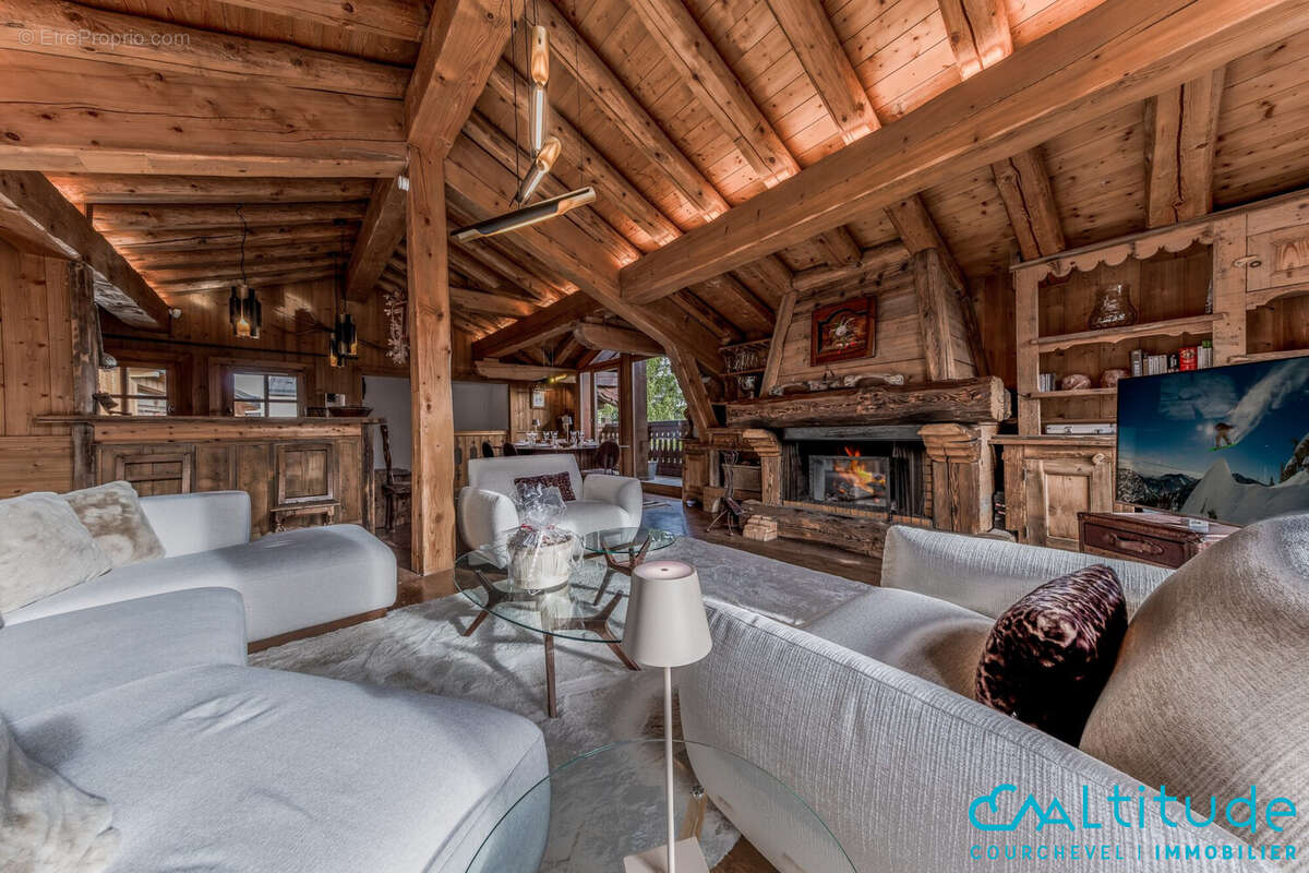 Maison à LA PERRIERE