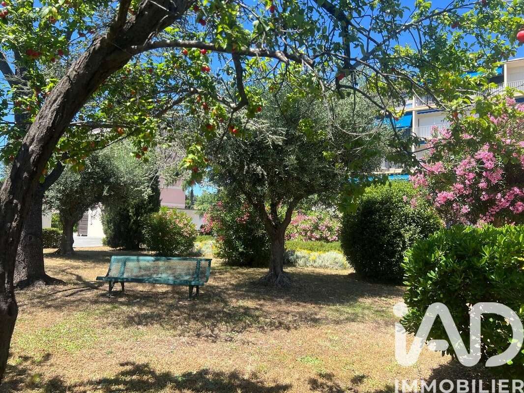 Photo 3 - Appartement à FREJUS