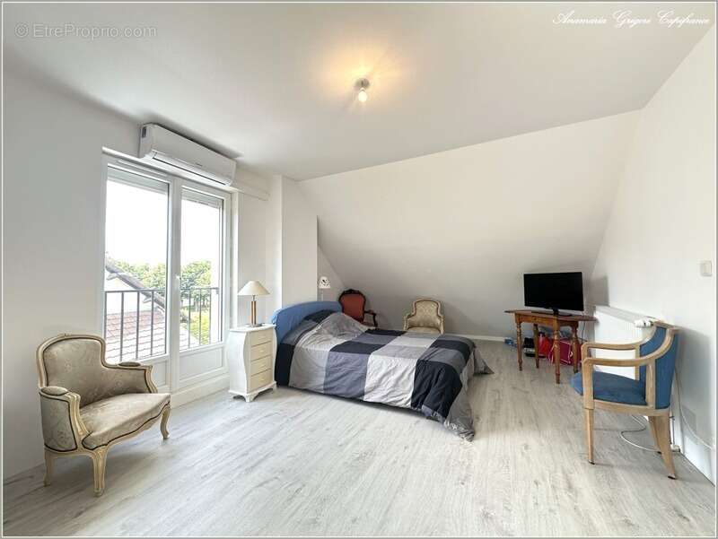 Maison à COURVILLE-SUR-EURE