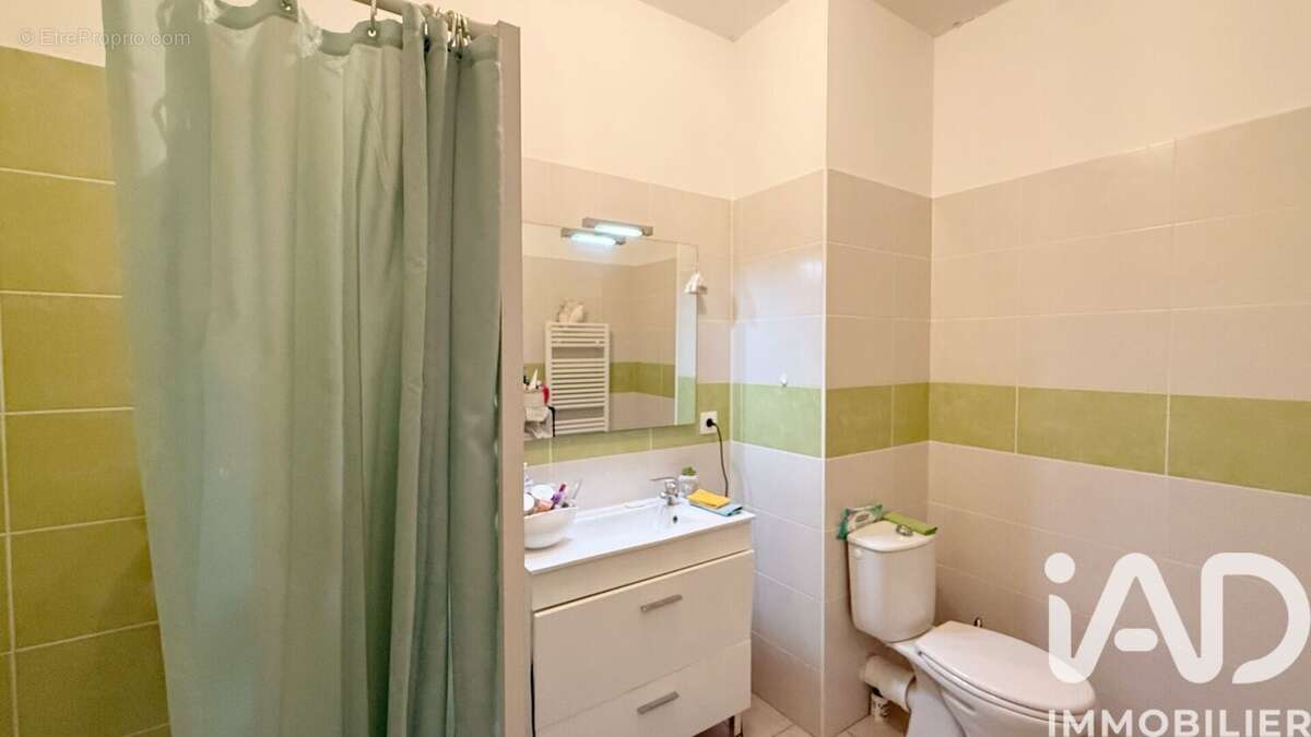 Photo 8 - Appartement à ROBION