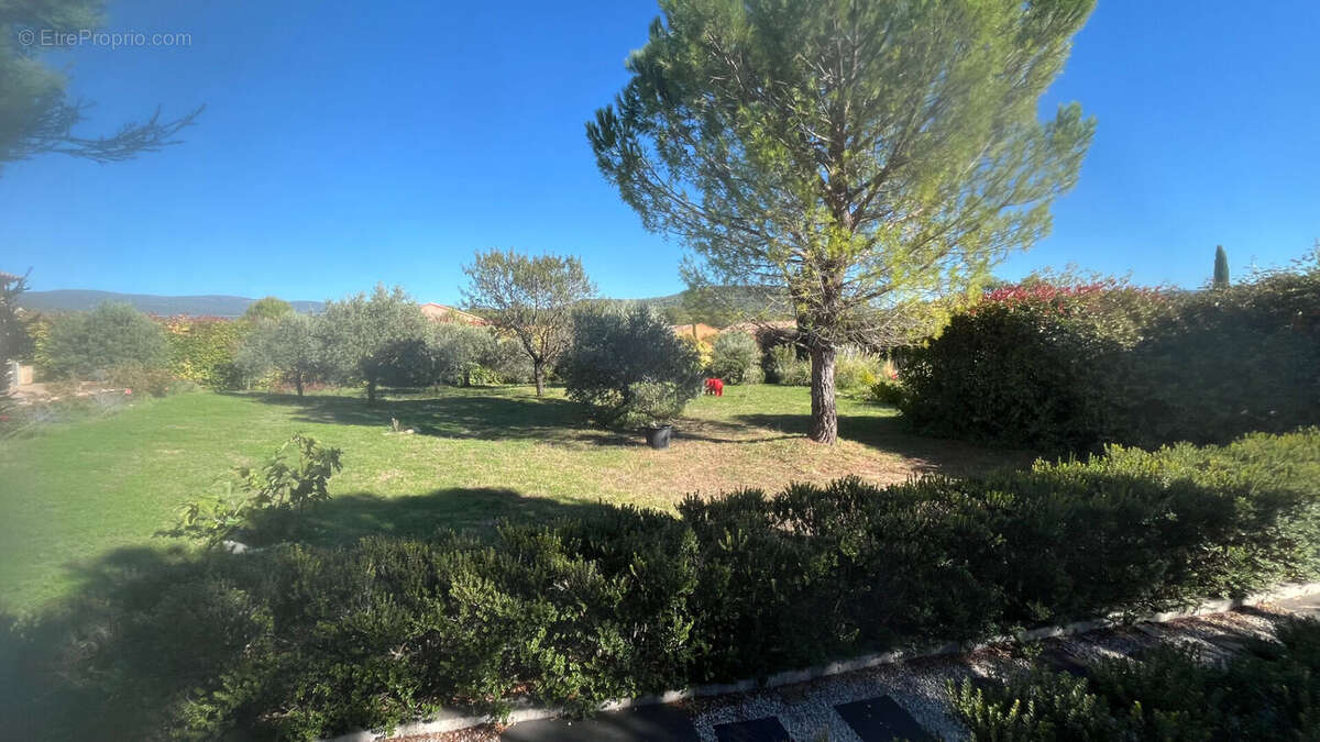 Maison à SAINT-SATURNIN-LES-APT