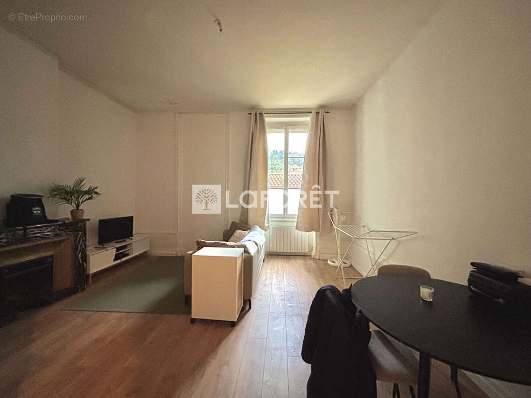 Appartement à GIVORS
