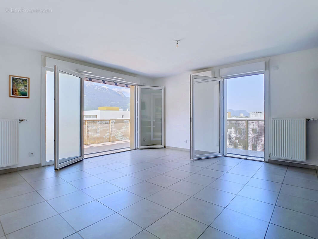Appartement à ECHIROLLES