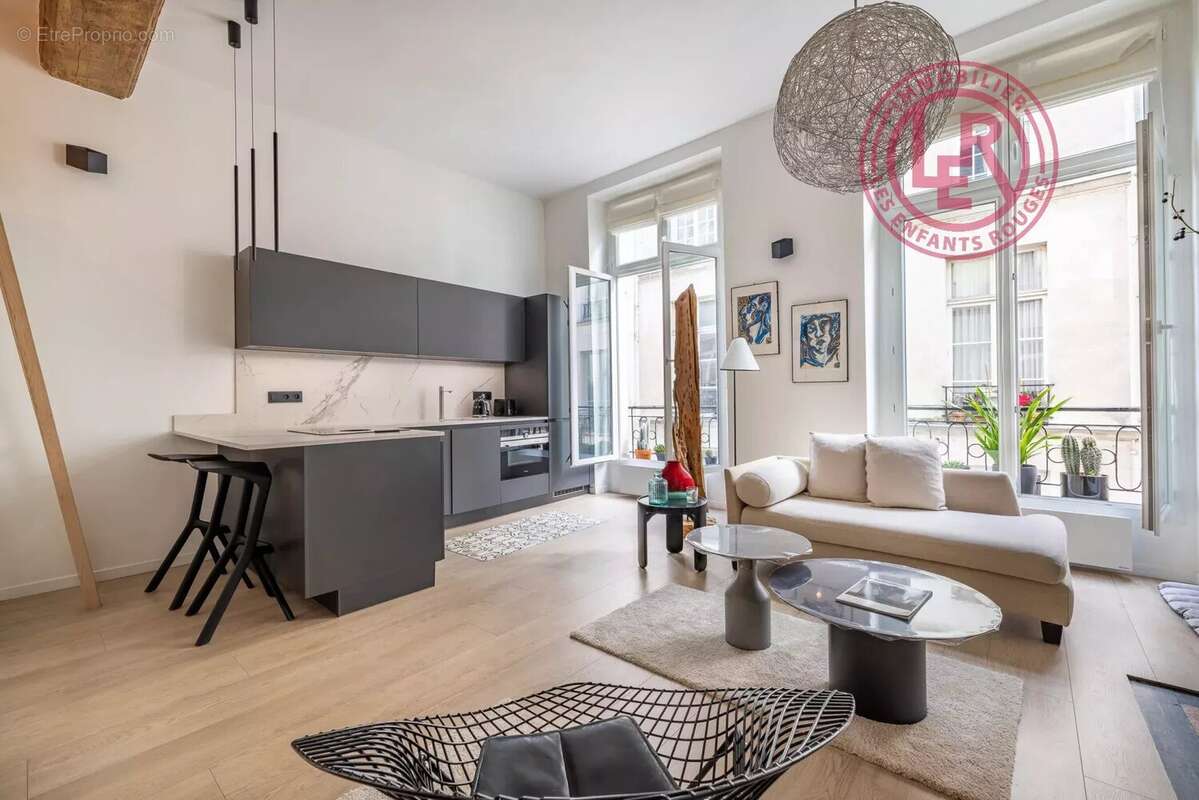 Appartement à PARIS-4E