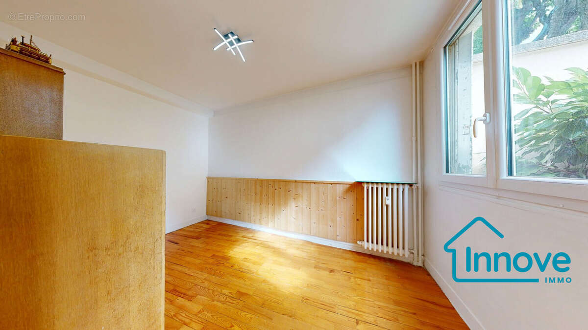 Appartement à VERSAILLES