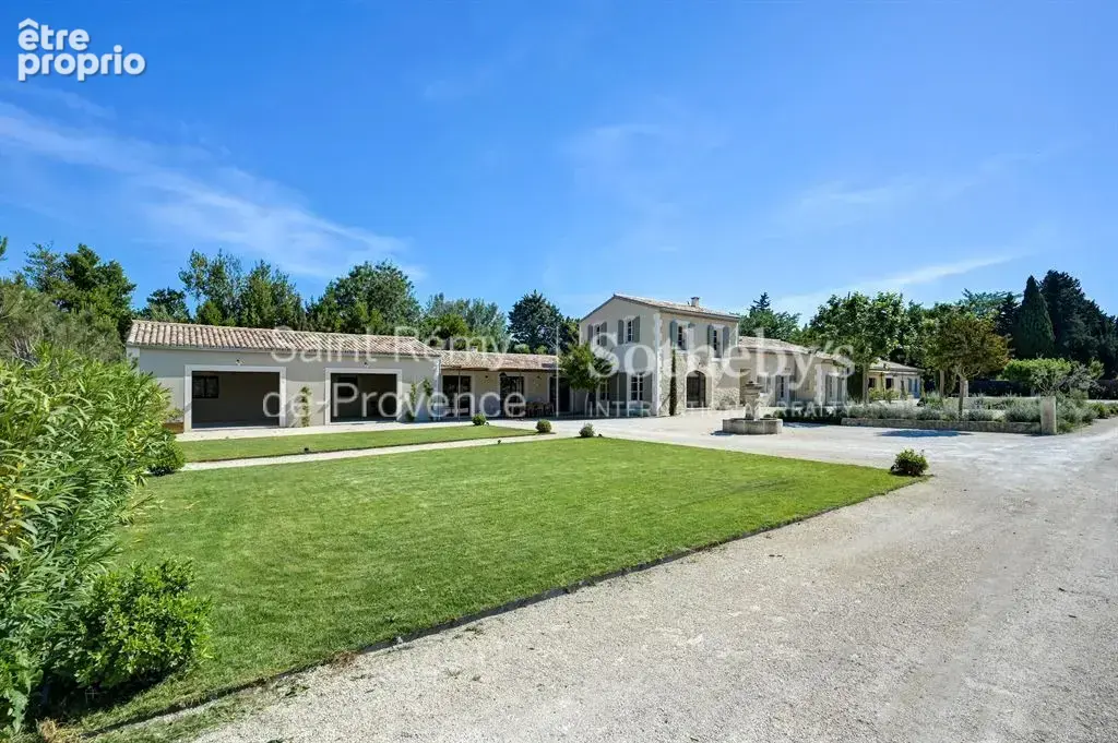 Exclusivité. Saint Rémy de Provence, superbe propriété rénovée située à 5 mn du centre - photo 4