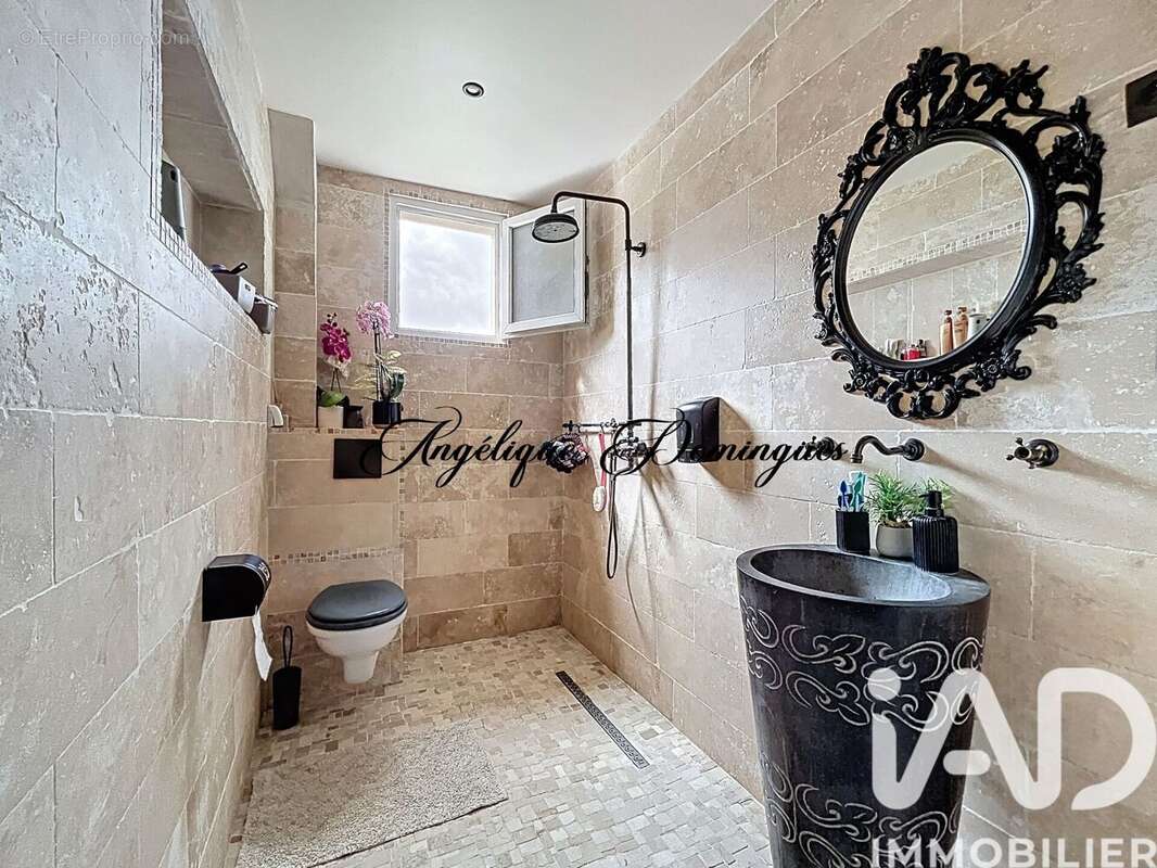 Maison 172 m² à Mezieres-Sur-Seine  - photo 8