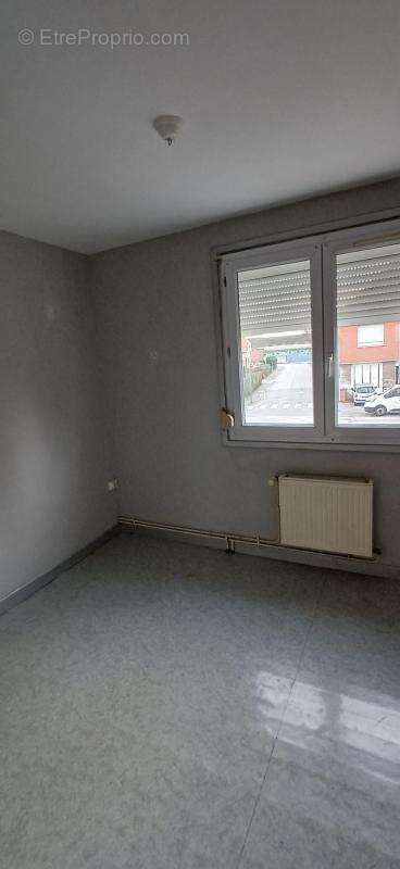 Maison à SIN-LE-NOBLE