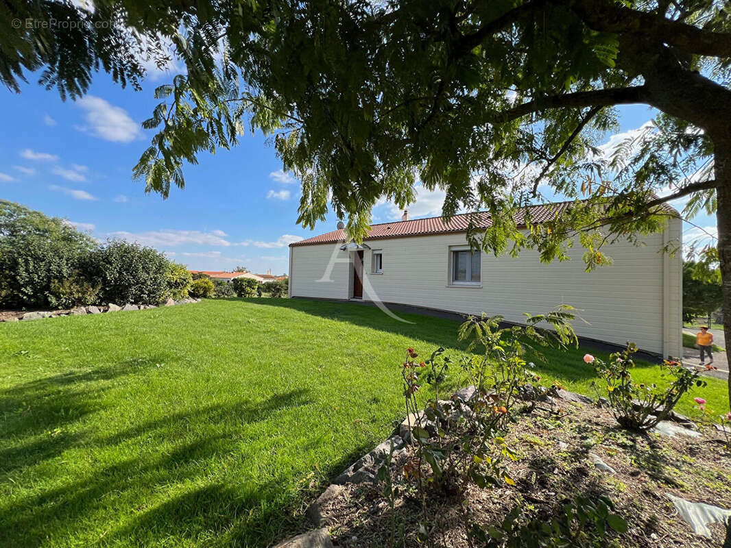 Maison à LONGEVILLE-SUR-MER