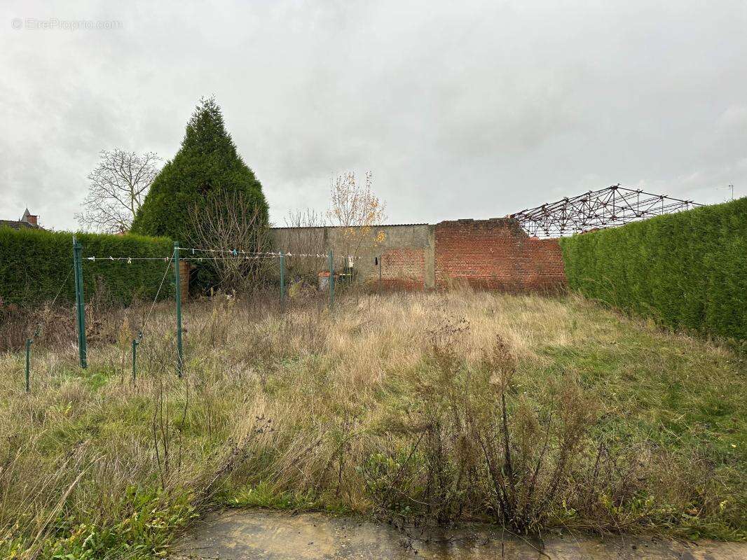 Appartement à COURRIERES