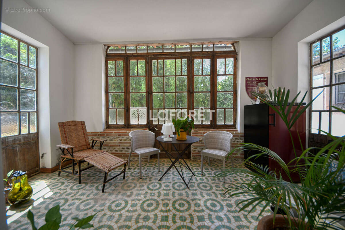 Maison de maitre avec gîte et dependances a vendre a lisle-sur-tarn - photo 6