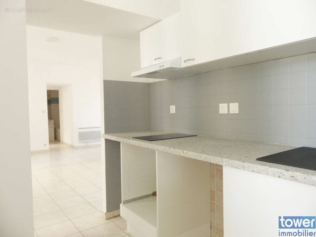 Appartement à LAMALOU-LES-BAINS