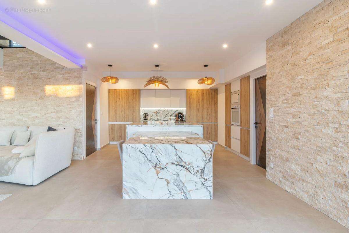 Maison à PLAN-DE-CUQUES