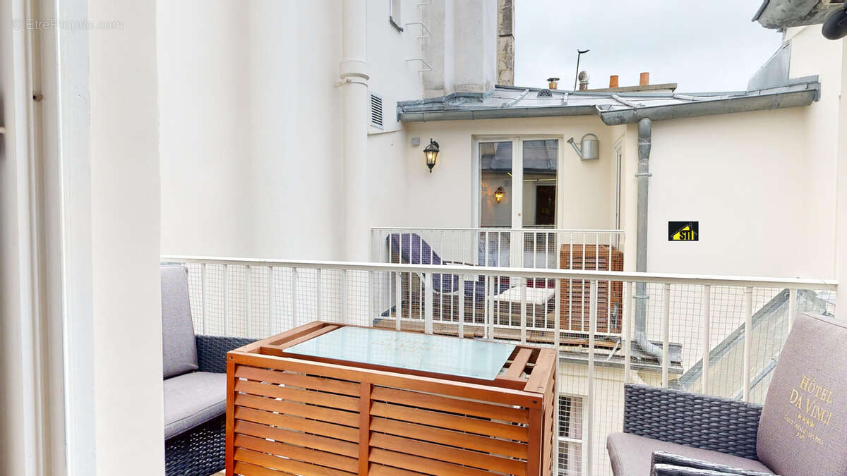 Appartement à PARIS-6E