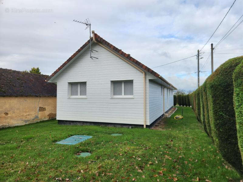 Maison à MAILLEBOIS