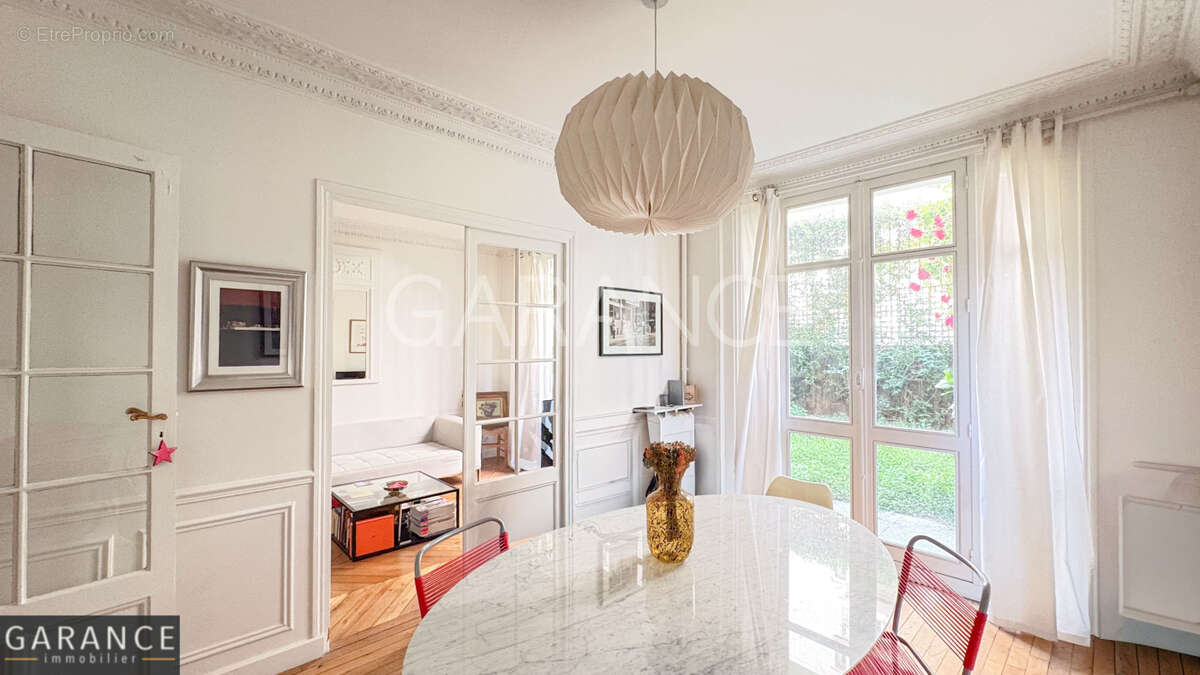 Appartement à PARIS-12E