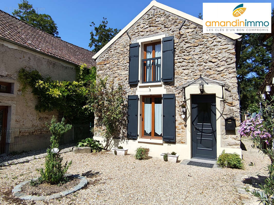 Maison à SEINE-PORT