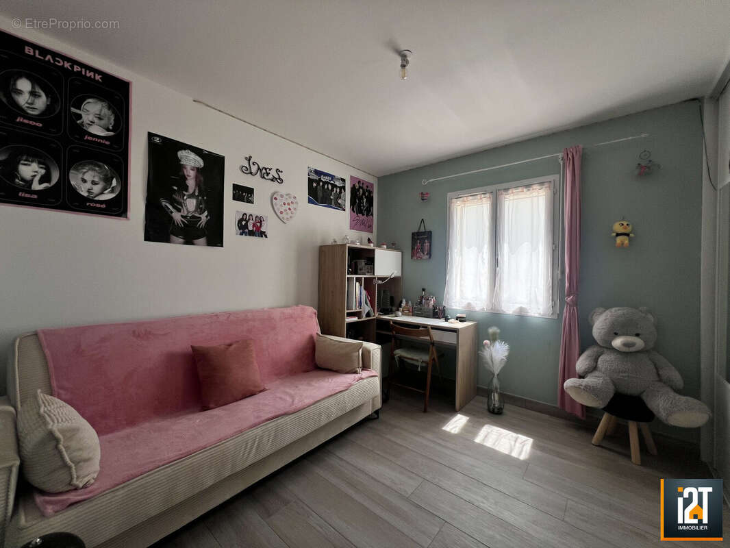 Maison à LA CALMETTE