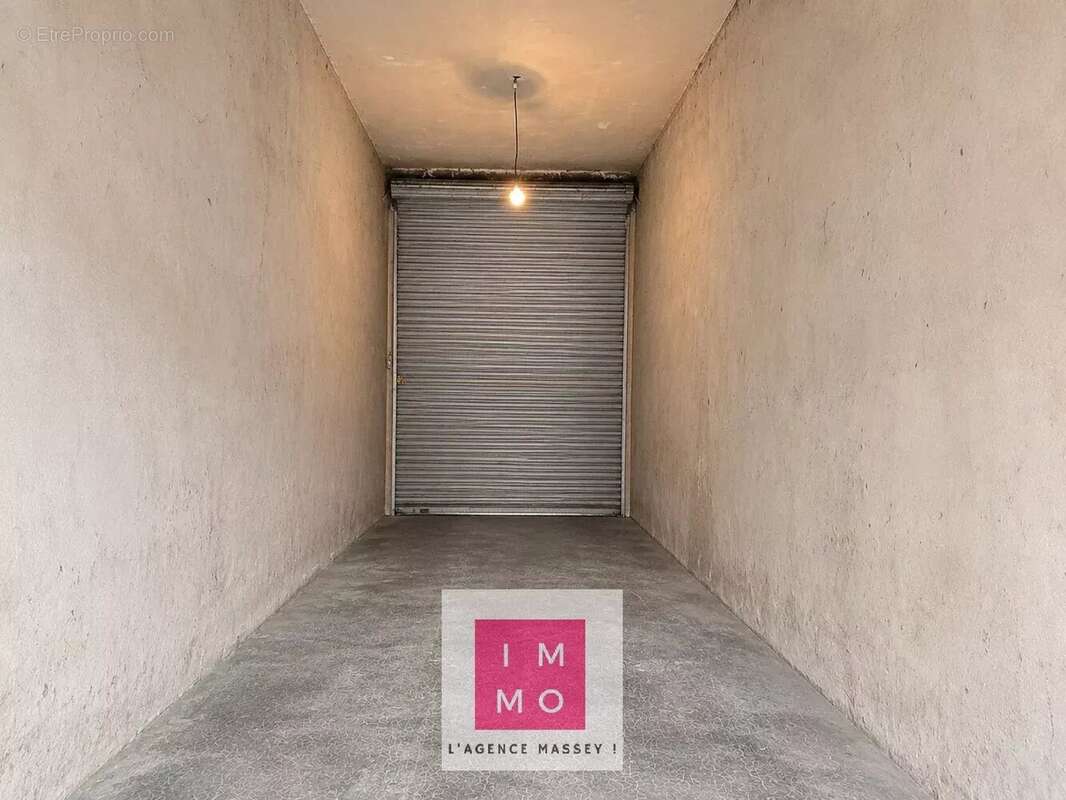 T3 lumineux de 56 m² – Balcon, grand garage, cave et parking – Secteur Jardin Massey - photo 21