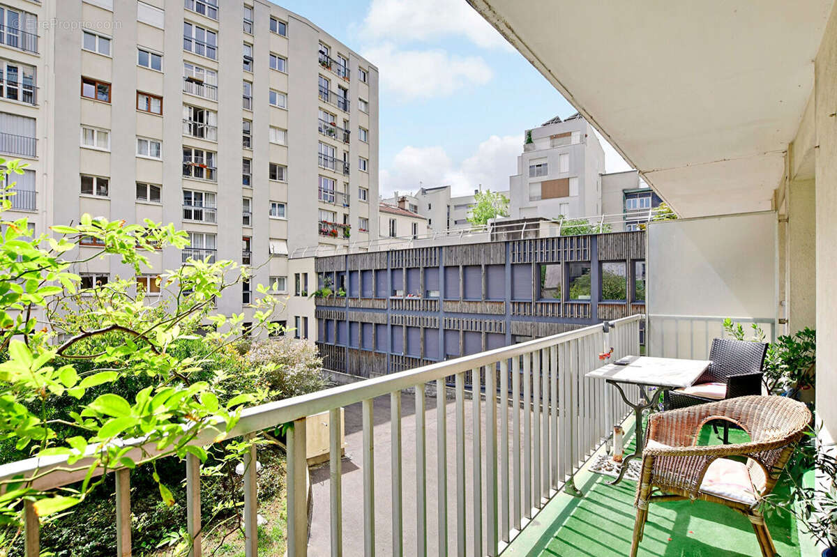 Appartement à PARIS-19E