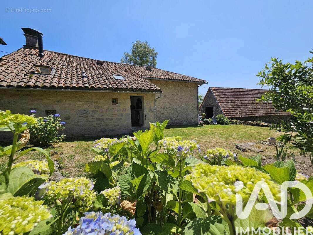 Photo 1 - Maison à SOUSCEYRAC