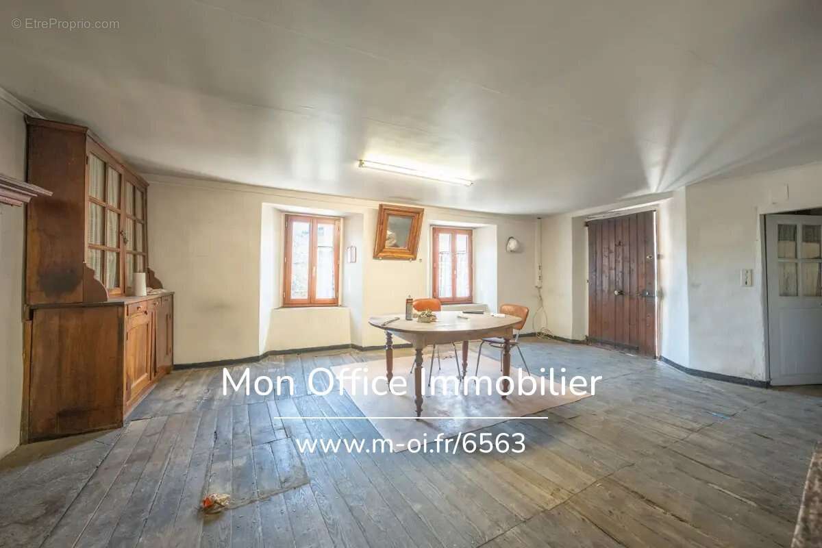 Maison à CHATEAUROUX-LES-ALPES