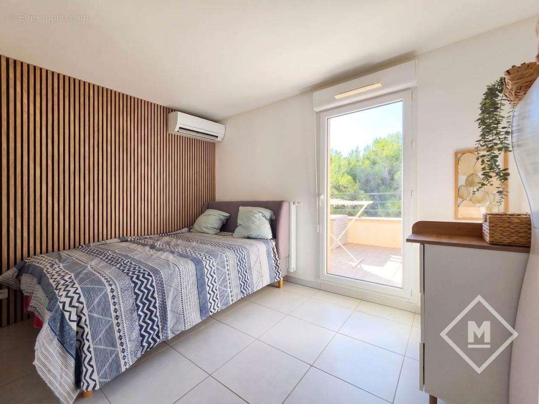 À découvrir sans tarder ! Superbe T3 coup de cœur en dernier étage avec terrasse de 40 m² – Château-Gombert - photo 16