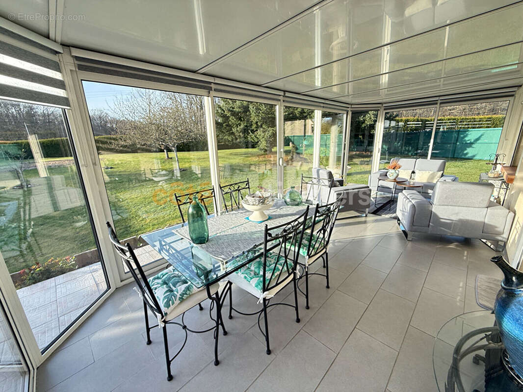 Maison à LA BONNEVILLE-SUR-ITON