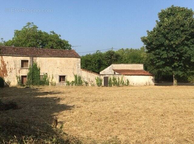 Maison à CHASSORS