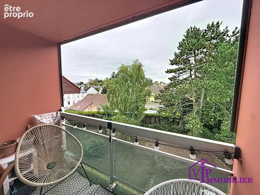F1 bisavec balcon, garage et cave - VENDU LOUÉ - photo 6