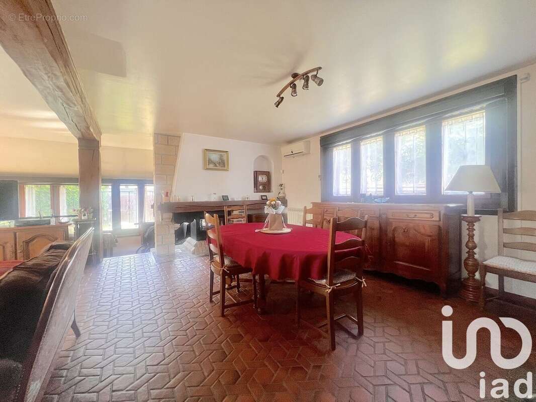 Photo 2 - Maison à VAUJOURS