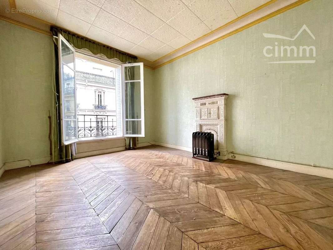 Appartement à PARIS-19E