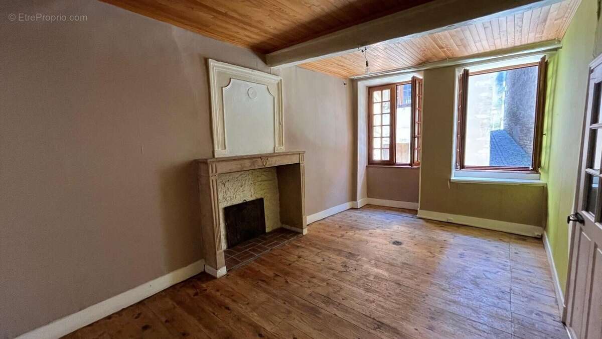 Photo 3 - Maison à SAINT-GENGOUX-LE-NATIONAL