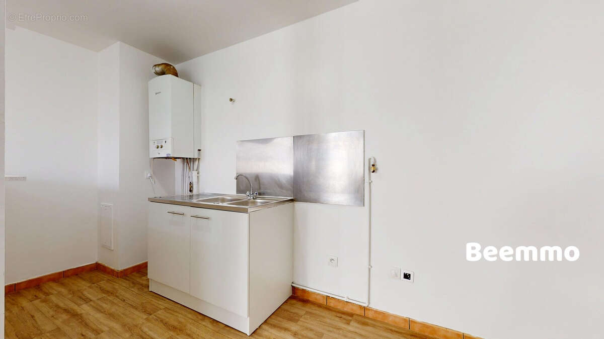 Appartement 65 m² à Saint-Denis  - photo 3