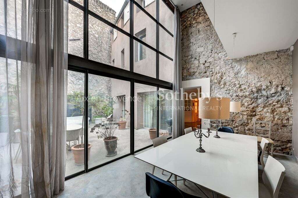 Maison à AIX-EN-PROVENCE