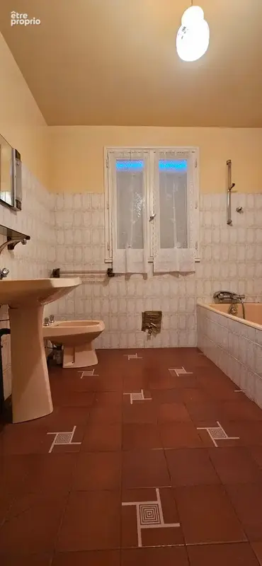 Maison plain-pied avec jardin, sous-sol, garage, 2 chambres - photo 14