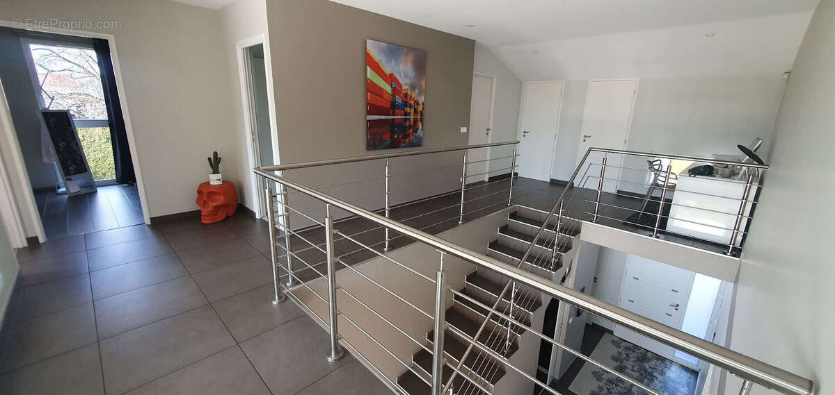 Maison à SAINT-PIERRE-EN-FAUCIGNY