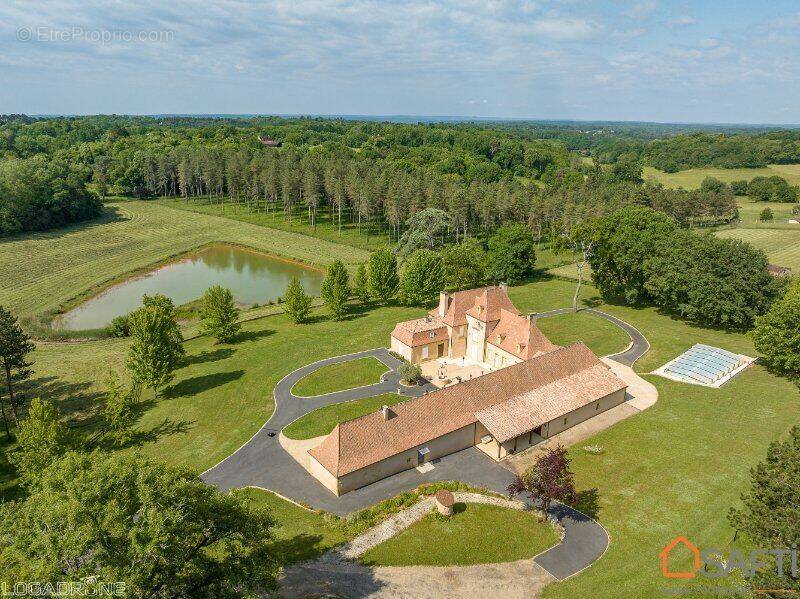 Photo 1 - Maison à PRESSIGNAC-VICQ