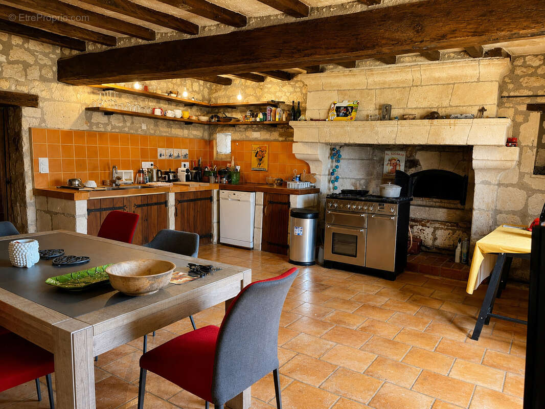 Maison à RESTIGNE