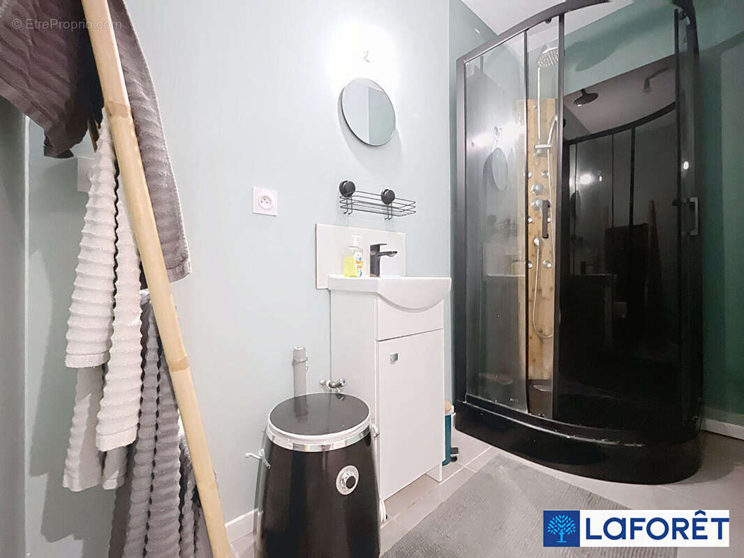 Maison à IS-SUR-TILLE