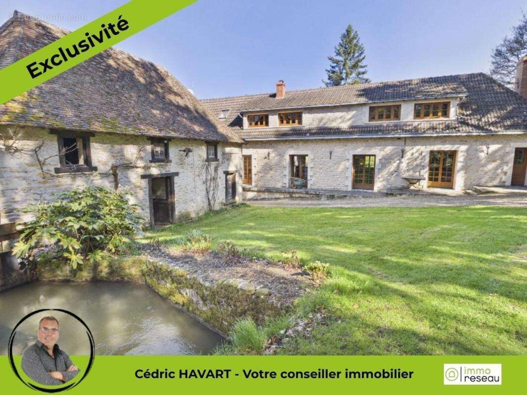 Maison à LIGNAC