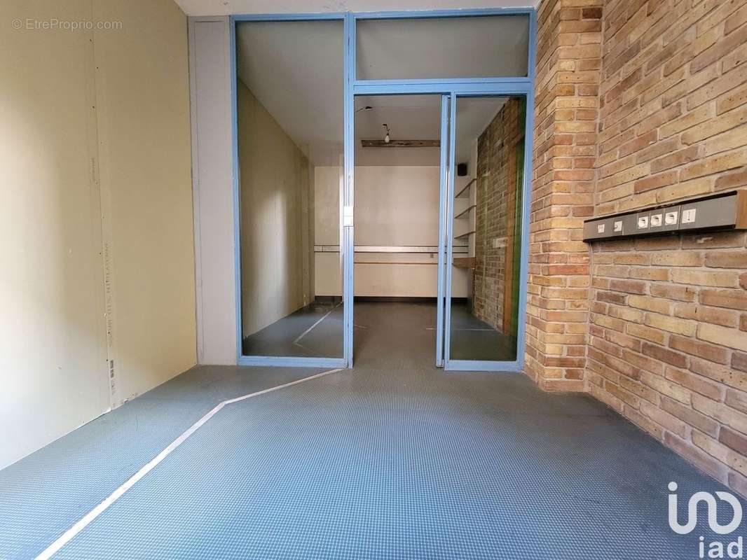 Photo 9 - Commerce à AUTUN