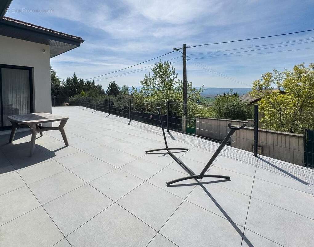 Maison à LA COTE-SAINT-ANDRE